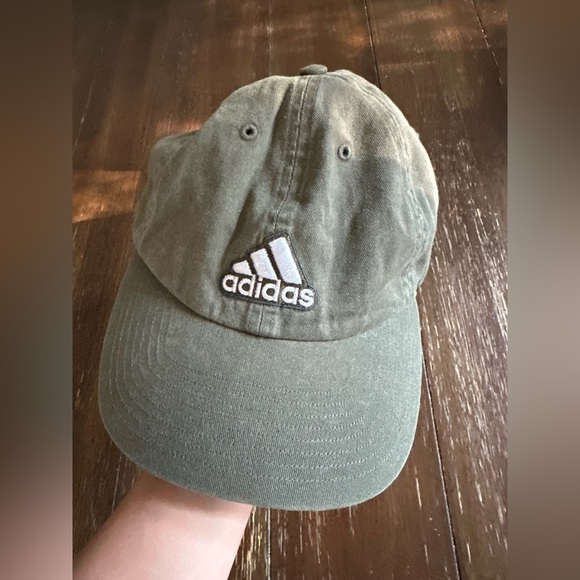 Adidas Climalite hat - Picture 5 of 11